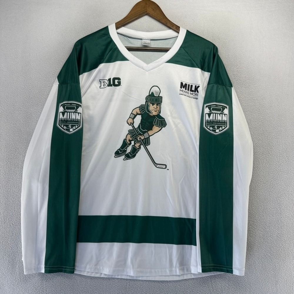 Michigan state Hockey Jersey Men's Large Green Stadium Sparty Spartans Graphic
